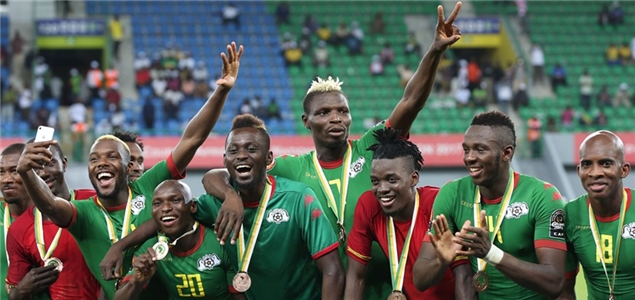 动阶段就兼 动阶段就兼